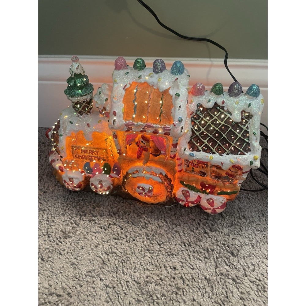 Cracker Barrel Fiber Optic Lighted Christmas Express Train Ginger Bread With Box